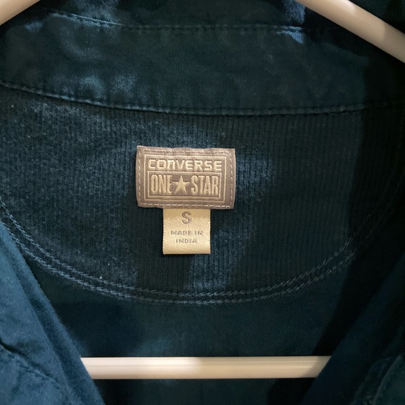 Button down top - Picture 2 of 4